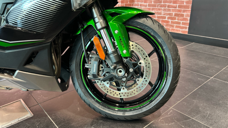 Kawasaki Ninja ZX1002KNSAN (22MY)